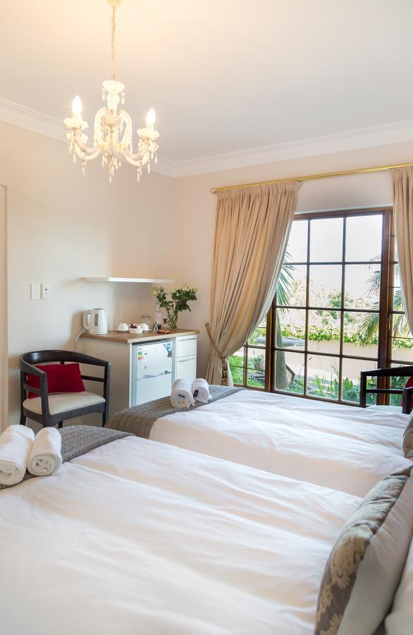 Hotel Moncrieff Manor Knysna Esterno foto